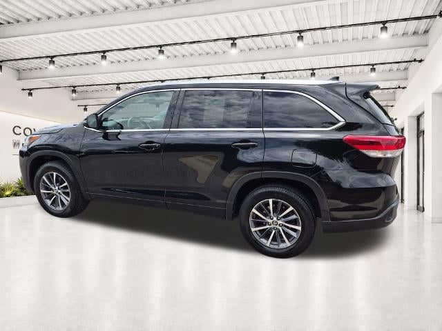2017 Toyota Highlander XLE V6 FWD (Natl)