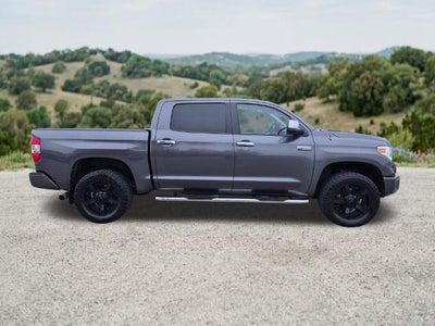 2014 Toyota Tundra 4WD Truck 4WD CrewMax Short Bed 5.7L FFV Platinum (Natl)
