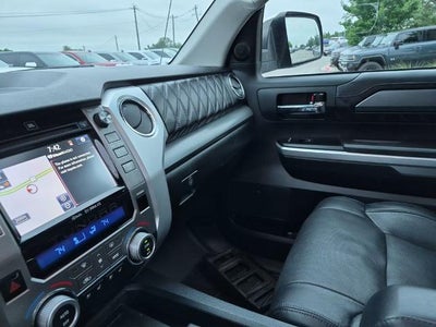 2014 Toyota Tundra 4WD Truck 4WD CrewMax Short Bed 5.7L FFV Platinum (Natl)