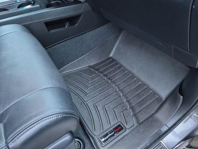 2014 Toyota Tundra 4WD Truck 4WD CrewMax Short Bed 5.7L FFV Platinum (Natl)