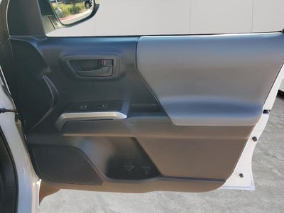 2021 Toyota Tacoma 2WD 2WD SR5 Double Cab 5' Bed V6 AT (GS)