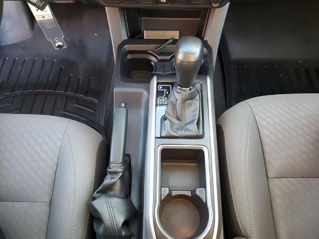 2021 Toyota Tacoma 2WD 2WD SR5 Double Cab 5' Bed V6 AT (GS)