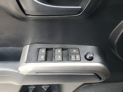 2021 Toyota Tacoma 2WD 2WD SR5 Double Cab 5' Bed V6 AT (GS)