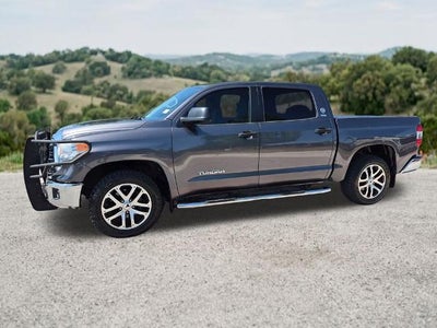 2017 Toyota Tundra 2WD 2WD SR5 CrewMax 5.5' Bed 4.6L (Natl)