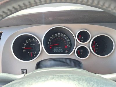 2011 Toyota Tundra 4WD Truck 4WD CrewMax Short Bed 5.7L FFV Limited (Natl)