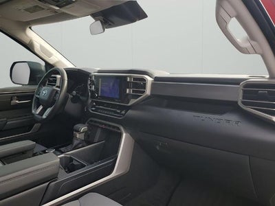 2022 Toyota Tundra 2WD 2WD SR5 CrewMax 5.5' Bed (SE)