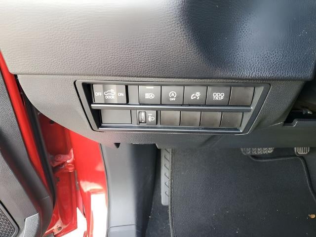 2022 Toyota Tundra 2WD 2WD SR5 CrewMax 5.5' Bed (SE)