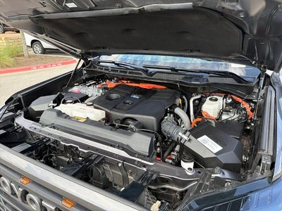 2025 Toyota Tundra 4WD 4WD TRD Pro Hybrid CrewMax 5.5' Bed (Natl)