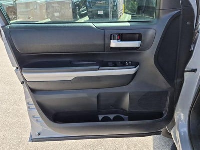 2019 Toyota Tundra 2WD 2WD SR5 Double Cab 6.5' Bed 5.7L (Natl)