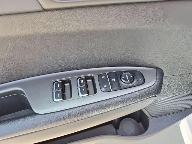 2020 Kia Optima LX Auto