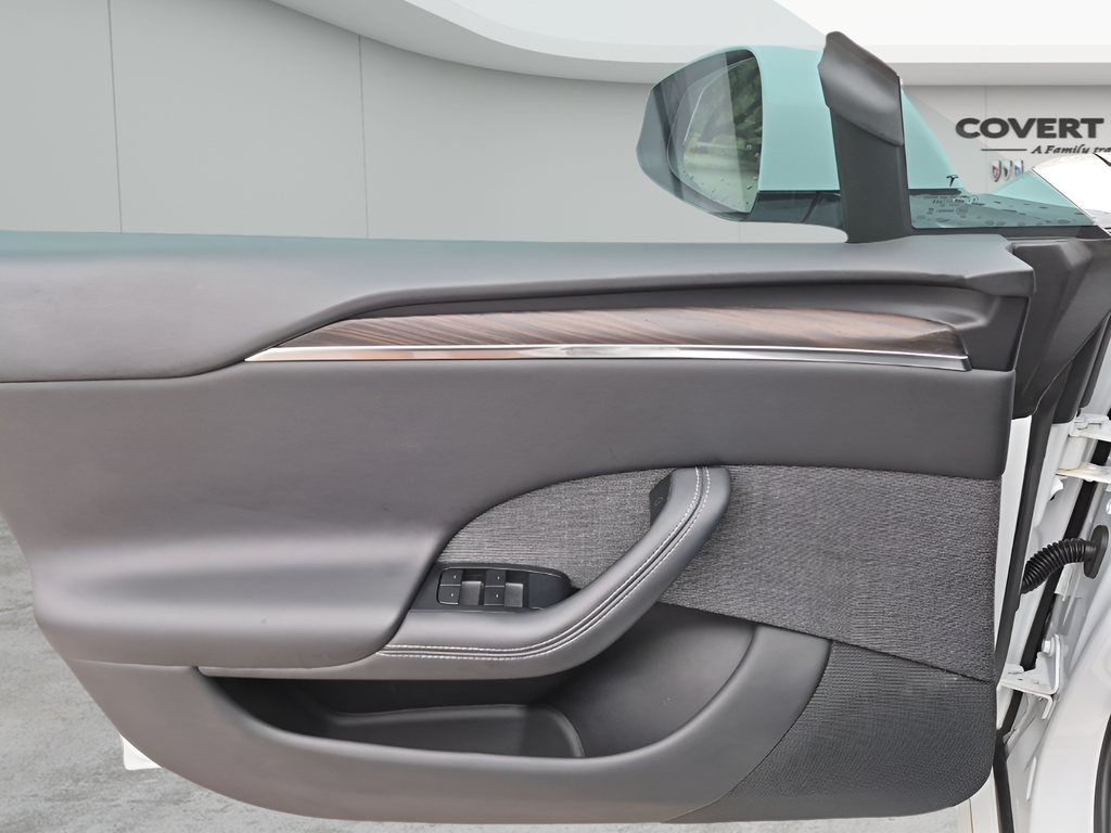 2023 Tesla Model S Standard Range AWD *Ltd Avail*