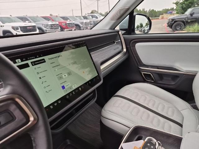 2024 Rivian R1S Adventure Dual-Motor Standard Pack