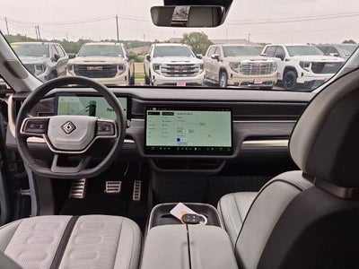 2024 Rivian R1S Adventure Dual-Motor Standard Pack