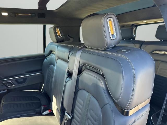 2024 Rivian R1S Adventure Dual-Motor Standard Pack