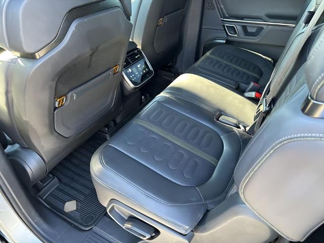 2024 Rivian R1S Adventure Dual-Motor Standard Pack