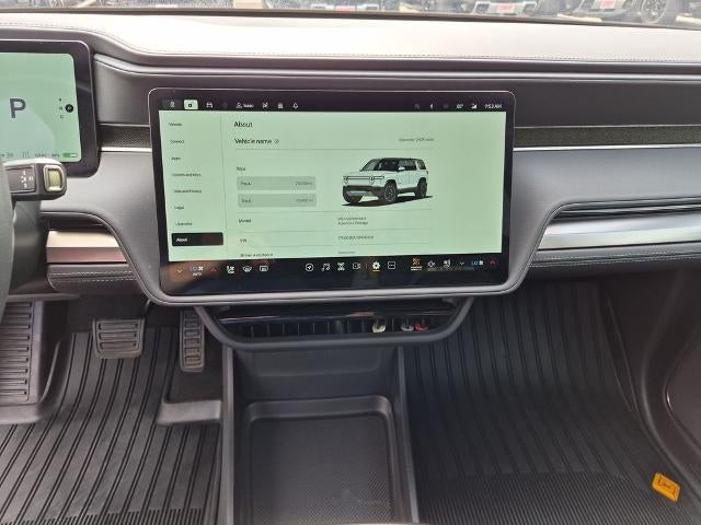 2025 Rivian R1S Adventure Dual-Motor Standard Pack