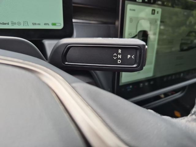 2025 Rivian R1S Adventure Dual-Motor Standard Pack