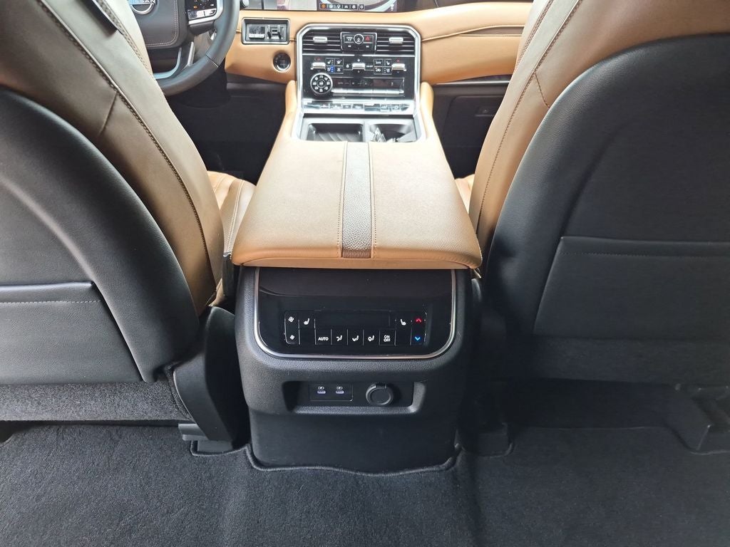 2025 Nissan Armada Platinum Reserve