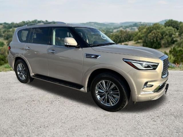 2022 INFINITI QX80 LUXE RWD