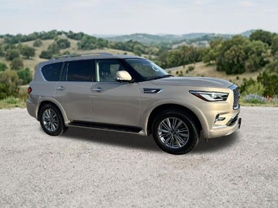 2022 INFINITI QX80 LUXE RWD