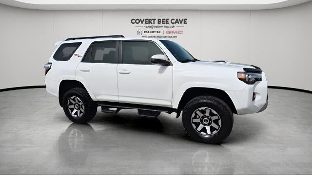 2022 Toyota 4Runner TRD Off Road 4WD (Natl)