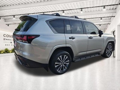 2022 Lexus LX 600 Premium 4WD