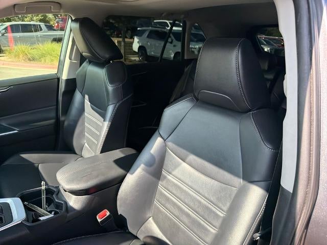 2020 Toyota RAV4 XLE Premium FWD (Natl)
