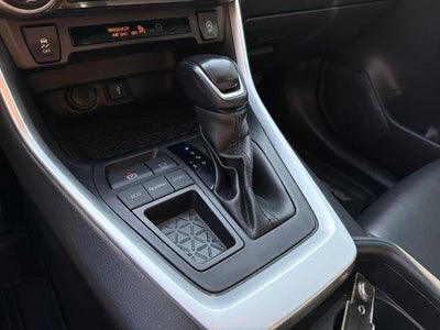 2020 Toyota RAV4 XLE Premium FWD (Natl)