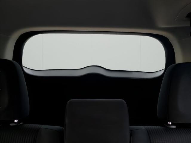 2017 Toyota RAV4 LE FWD (GS)