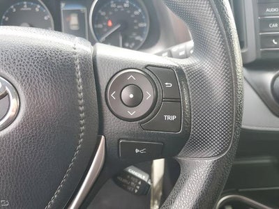 2017 Toyota RAV4 LE FWD (GS)