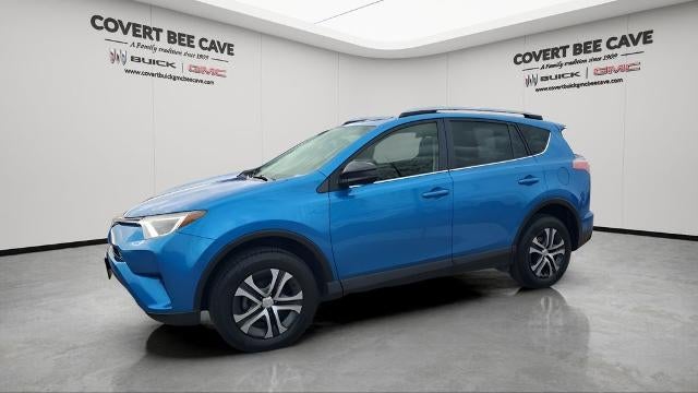 2017 Toyota RAV4 LE FWD (GS)
