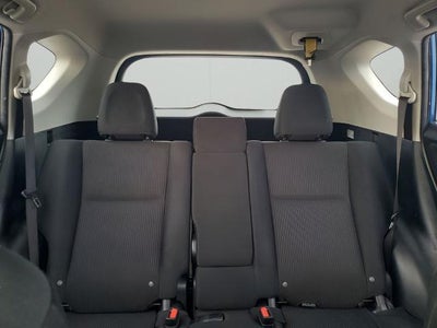 2017 Toyota RAV4 LE FWD (GS)