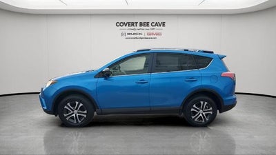 2017 Toyota RAV4 LE FWD (GS)