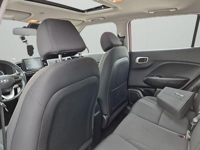 2022 Hyundai VENUE SEL IVT