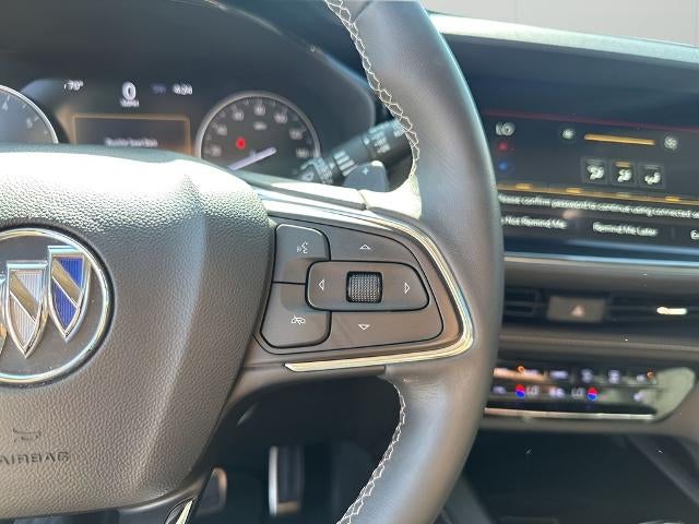 2023 Buick Envision FWD 4dr Essence