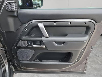 2024 Land Rover Defender 110 P525 Carpathian Edition