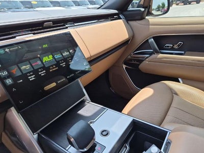 2025 Land Rover Range Rover P530 SE LWB 7 Seat