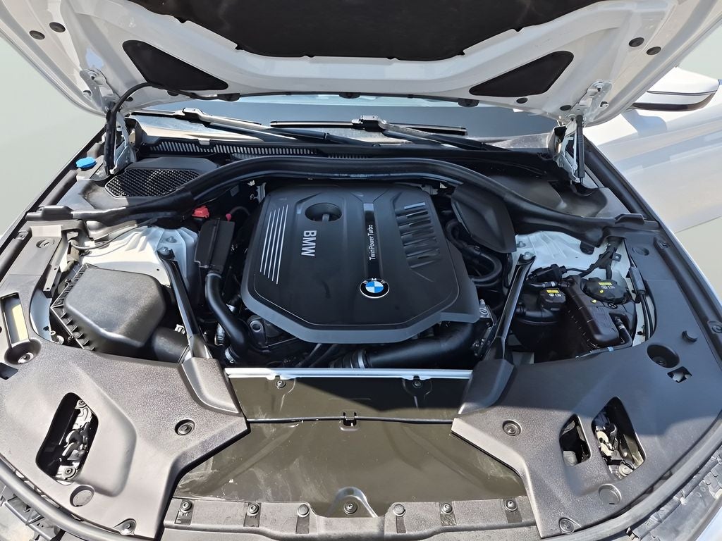 2018 BMW 5 Series 540i