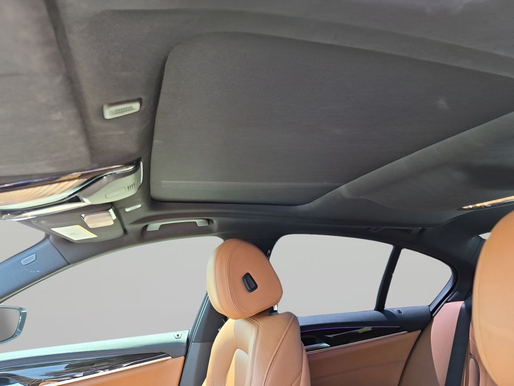 2018 BMW 5 Series 540i