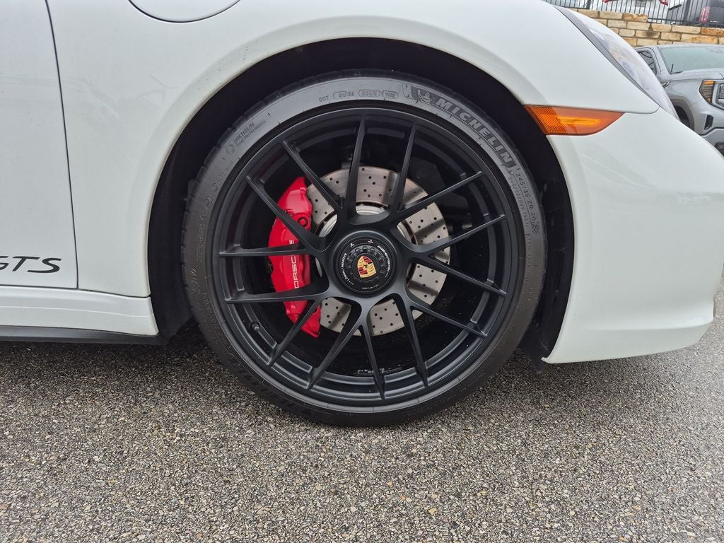 2018 Porsche 911 Carrera GTS