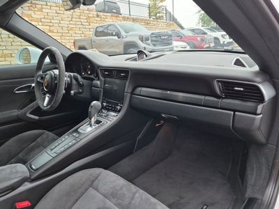 2018 Porsche 911 Carrera GTS