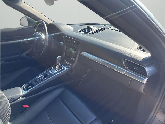 2013 Porsche 911 2dr Cabriolet Carrera