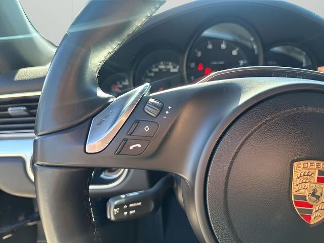 2013 Porsche 911 2dr Cabriolet Carrera