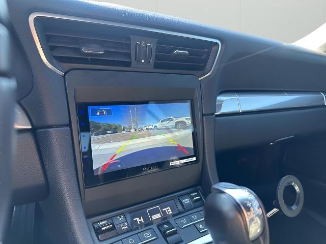 2013 Porsche 911 2dr Cabriolet Carrera