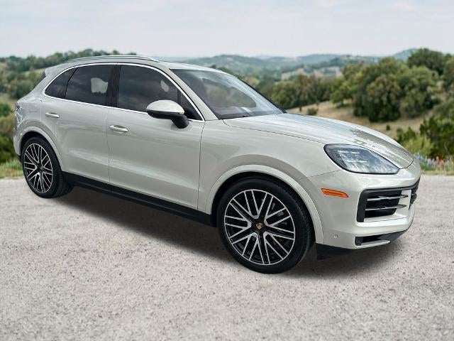 2024 Porsche Cayenne Base