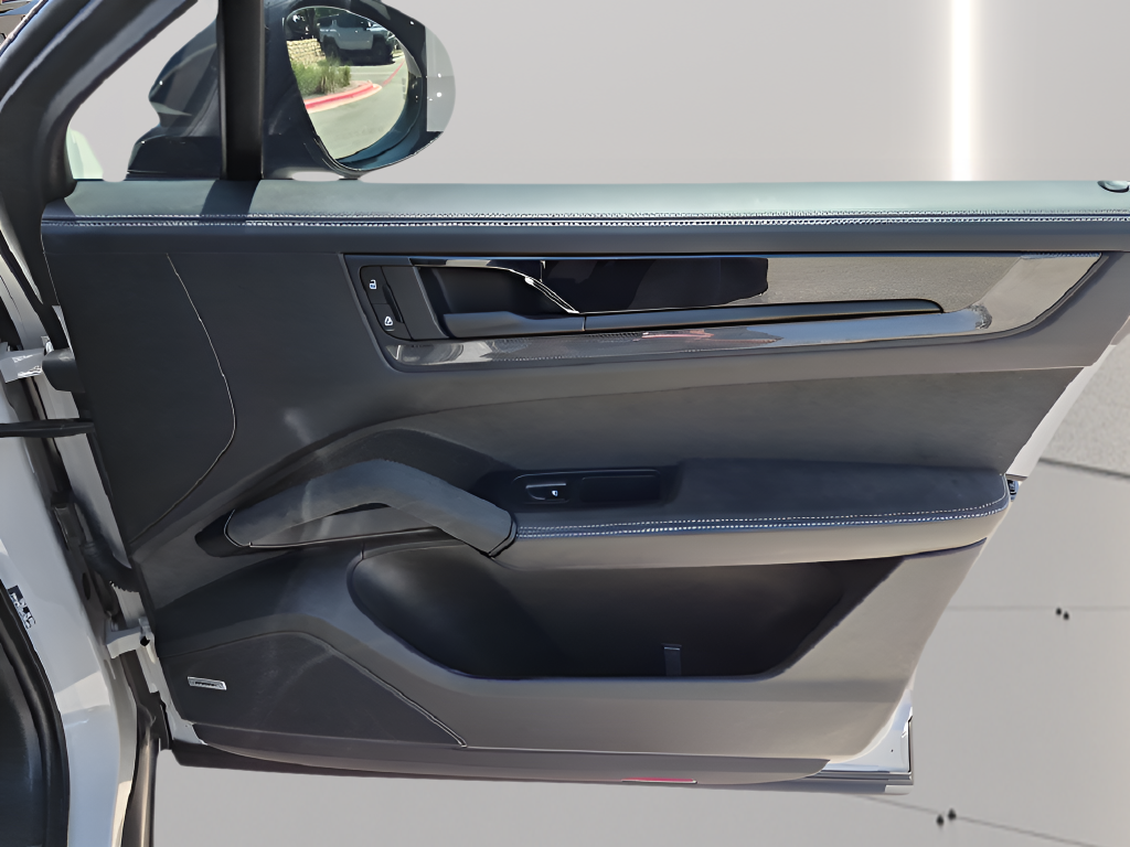 2025 Porsche Cayenne Coupe Turbo GT