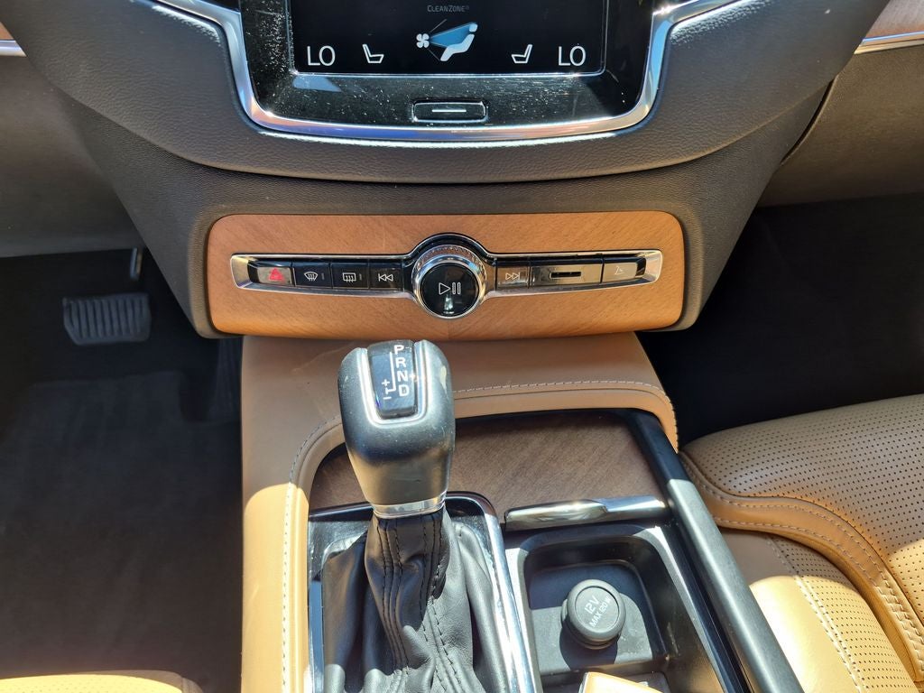 2020 Volvo XC90 T6 Inscription