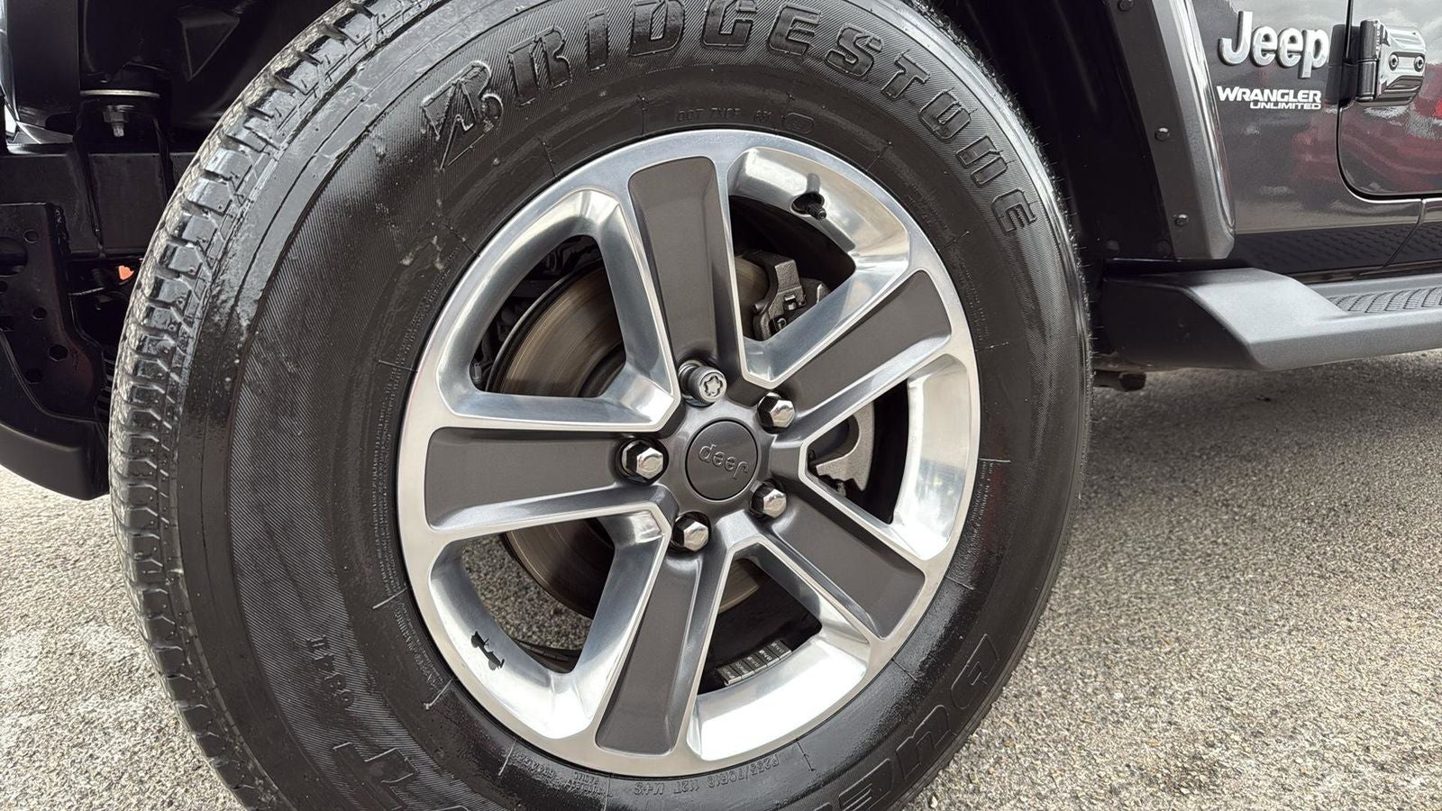 2020 Jeep Wrangler Unlimited Sahara