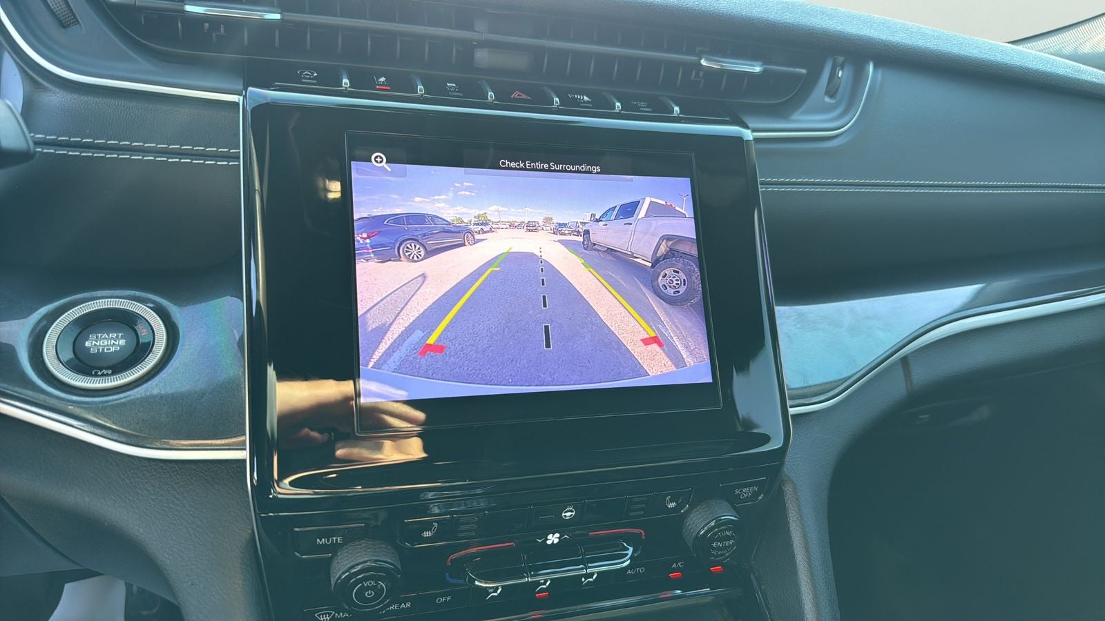 2022 Jeep Grand Cherokee Altitude