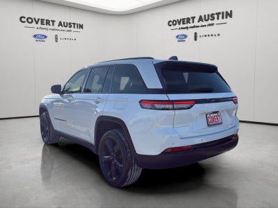 2022 Jeep Grand Cherokee Altitude